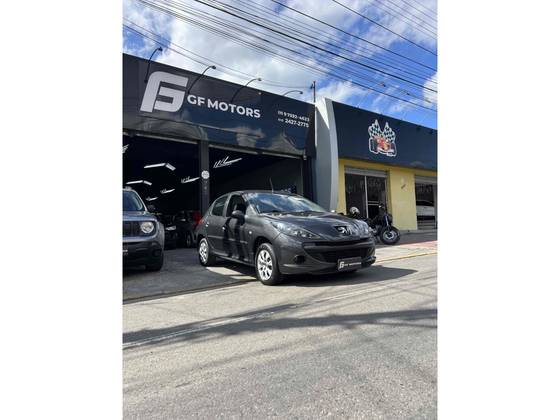 PEUGEOT 207 1.4 XR 8V FLEX 4P MANUAL PEUGEOT 207 1.4 XR 8V FLEX 4P MANUAL